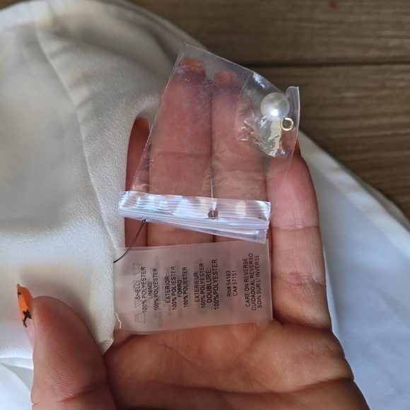 Karl Lagerfeld Pearl Collar Sleeveless Blouse - Picture 5 of 8